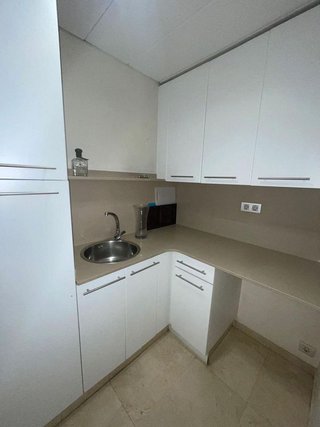 Local comercial en alquiler en Navas en Barcelona