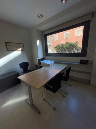 Local comercial en alquiler en Navas en Barcelona