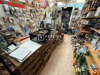 Local comercial en alquiler en Pinar del Rey en Madrid