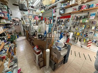 Local comercial en alquiler en Pinar del Rey en Madrid