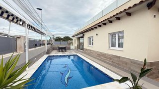 Chalet en venta en Los Balcones - Los Altos del Edén en Torrevieja