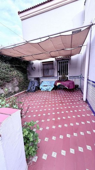 Chalet en venta en La Granja-La Colina-Los Pastores en Algeciras