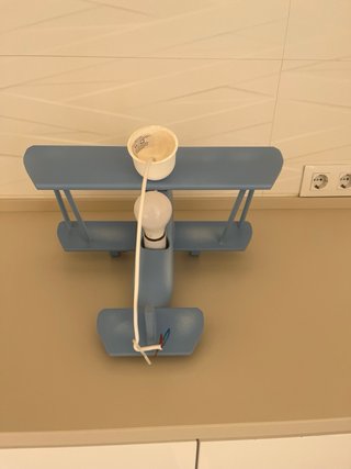 Lámpara infantil avión azul