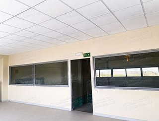 Nave industrial en venta en La Paz en Alcalá de Guadaira