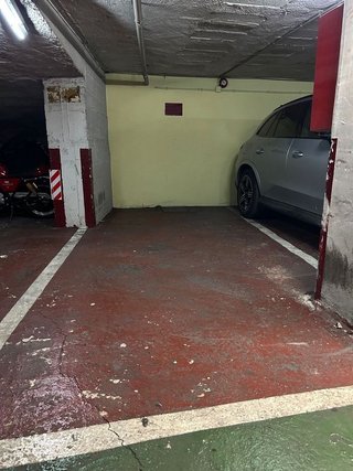Garaje en venta en Arenal en Sevilla