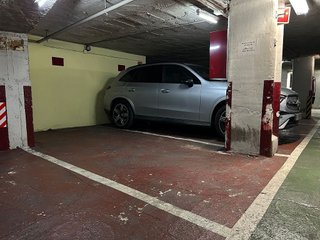Garaje en venta en Arenal en Sevilla