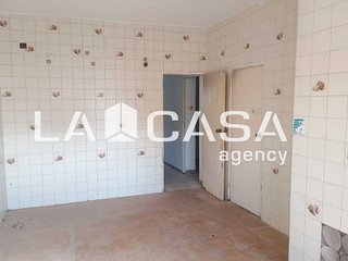 Chalet en venta en La Granja-La Colina-Los Pastores en Algeciras