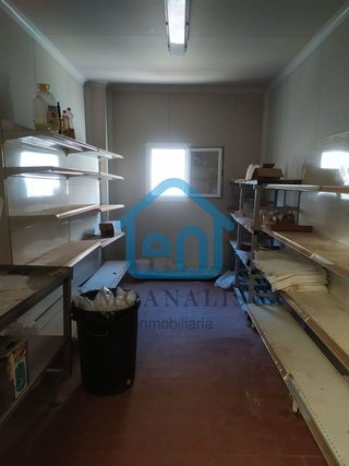 Nave industrial en venta en Utiel