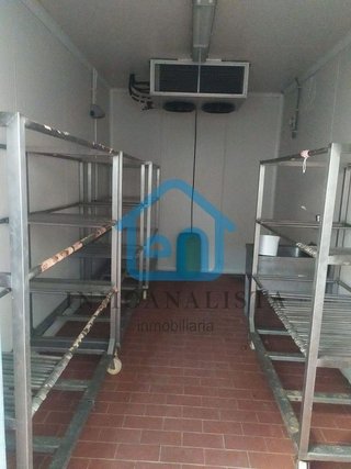 Nave industrial en venta en Utiel