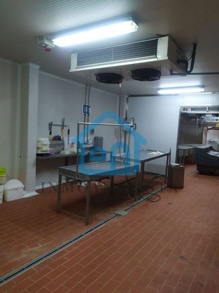 Nave industrial en venta en Utiel