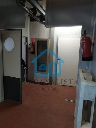 Nave industrial en venta en Utiel