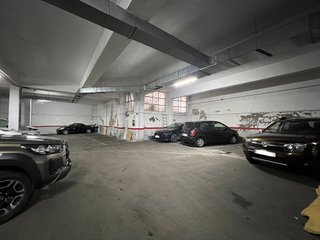 Garaje en venta en Lucero en Madrid