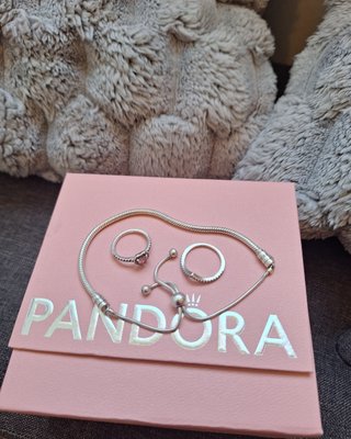 Conjunto Pandora: Pulsera y 2 Anillos T.50