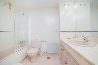 Piso en venta en Valdepelayo - Montepinos - Arroyo Culebro en Leganés
