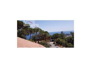 Chalet en venta en Roca Grossa - Serra Brava en Lloret de Mar