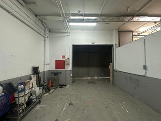 Nave industrial en alquiler en Almeda - El Corte Inglés en Cornellà de Llobregat