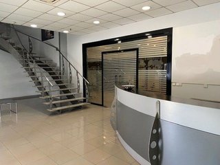 Nave industrial en alquiler en Almeda - El Corte Inglés en Cornellà de Llobregat