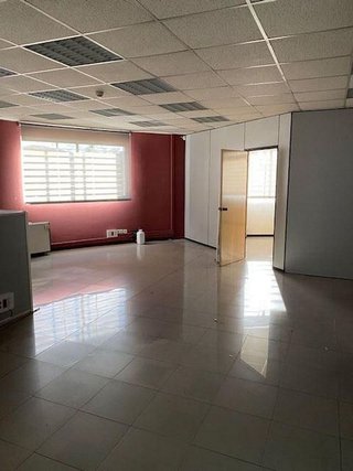 Nave industrial en alquiler en Almeda - El Corte Inglés en Cornellà de Llobregat