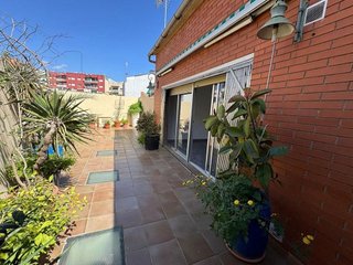 Chalet en venta en Centre en Cornellà de Llobregat