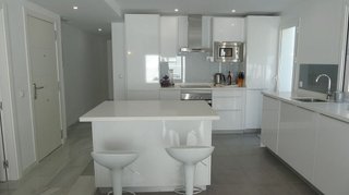 Piso en alquiler en Nueva Andalucía centro en Marbella