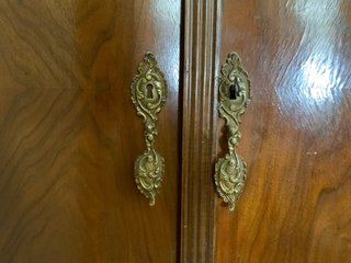 Armario antiguo madera 3 puertas