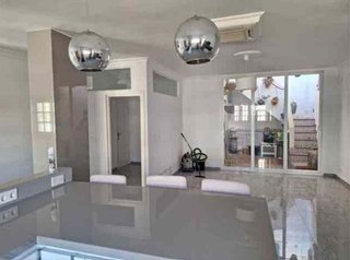 Casa adosada en venta en Salobreña