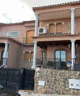 Casa adosada en venta en Azucaica - Santa María de Benquerencia en Toledo