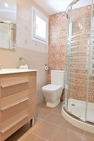 Casa adosada en venta en Colores - Entreparques en Sevilla