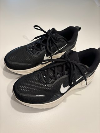 Nike Vomero 18 Zapatillas Running como nuevas