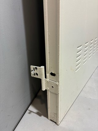 Roper puerta trastero lacada