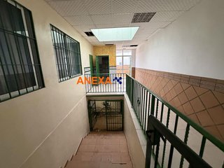 Local comercial en venta en La Carihuela en Torremolinos