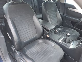 Volkswagen Passat 2011
