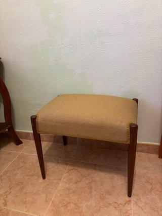 Taburete Vintage Madera y Tela Beige