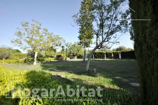 Chalet en venta en La Conarda-Montesano en Bétera