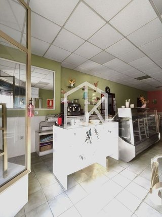 Local comercial en venta en Natahoyo en Gijón