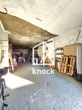 Local comercial en venta en Natahoyo en Gijón
