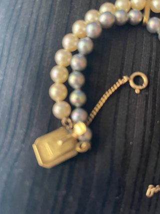 Pulsera Vintage Doble Perlas Grises y Blancas
