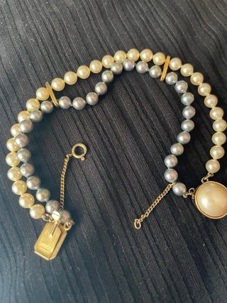 Pulsera Vintage Doble Perlas Grises y Blancas