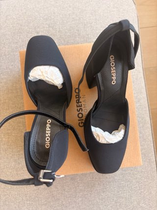Zapatos Gioseppo negros tacón plataforma