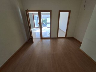 Local comercial en venta en Font Pudenta – Can Sant Joan en Montcada i Reixac