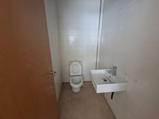 Local comercial en venta en Font Pudenta – Can Sant Joan en Montcada i Reixac