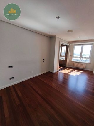 Piso en alquiler en Ensanche en Coruña (A)