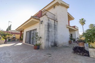 Chalet en venta en Oromana en Alcalá de Guadaira