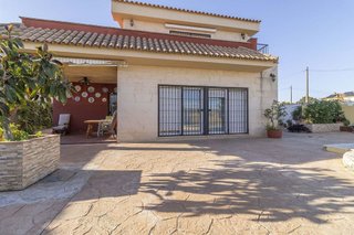 Chalet en venta en Oromana en Alcalá de Guadaira