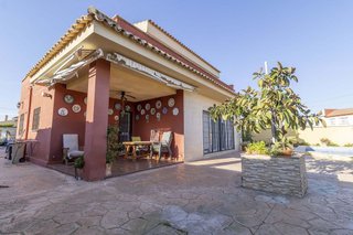 Chalet en venta en Oromana en Alcalá de Guadaira
