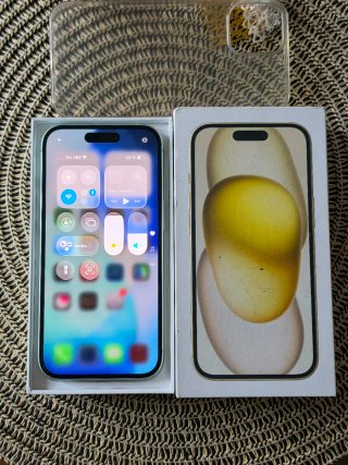 iPhone 15 128GB Verde
