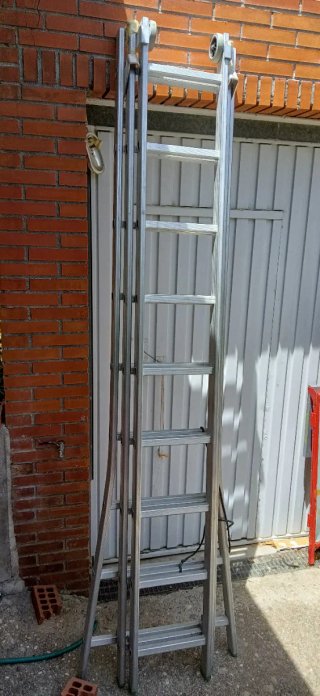 Alquiler escalera extensible aluminio 7'5M