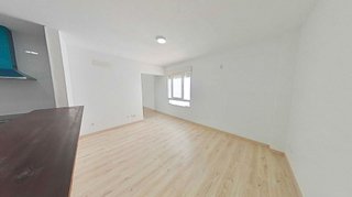 Piso en venta en Parque Victoria Eugenia en Málaga
