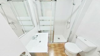 Piso en venta en Parque Victoria Eugenia en Málaga
