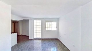 Piso en venta en Marxalenes en Valencia